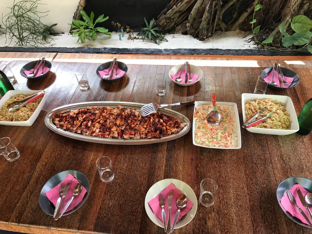 Natural Surf House Hostel Himmafushi Εξωτερικό φωτογραφία